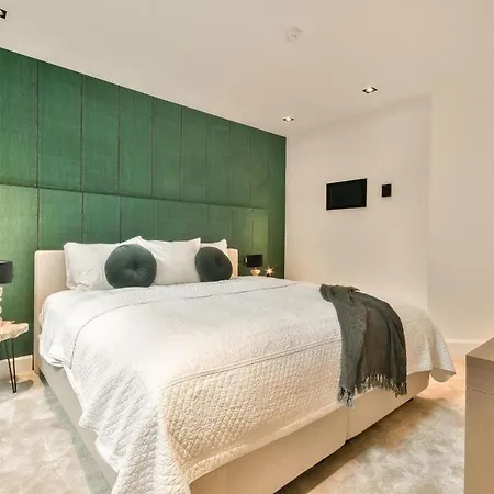 Spacious 4-bedroom In